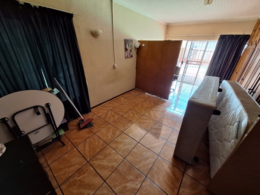 To Let 2 Bedroom Property for Rent in Potchefstroom North West